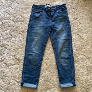 Signature by Levi Strauss Mid Rise Boyfriend blue Jean capris size 8